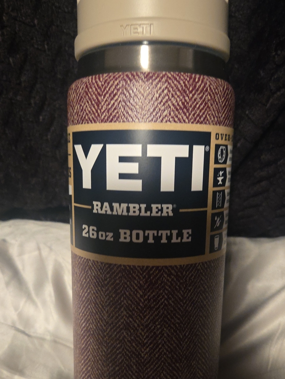 YETI Rambler Bottle - Picture 2 of 8